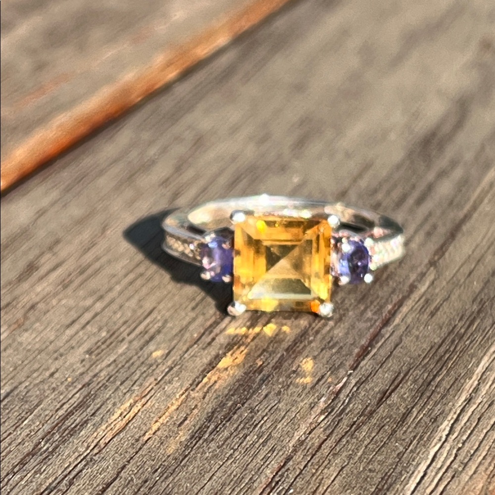 925 Sterling Silver Princess-Cut Golden Yellow Gemstone Ring with Purple Stones - Picture 5 of 10